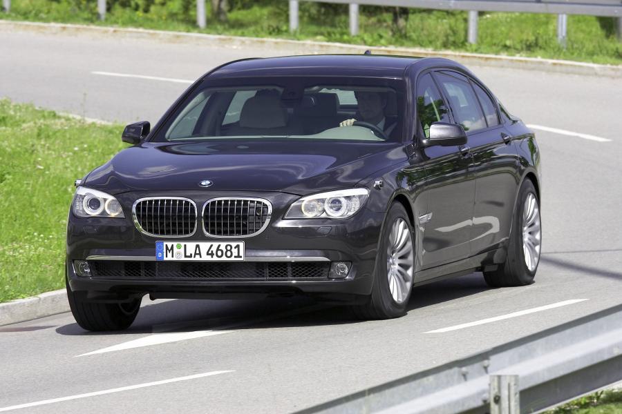  BMW 7-Series High Security 2009 года  (фото 43 из 44)